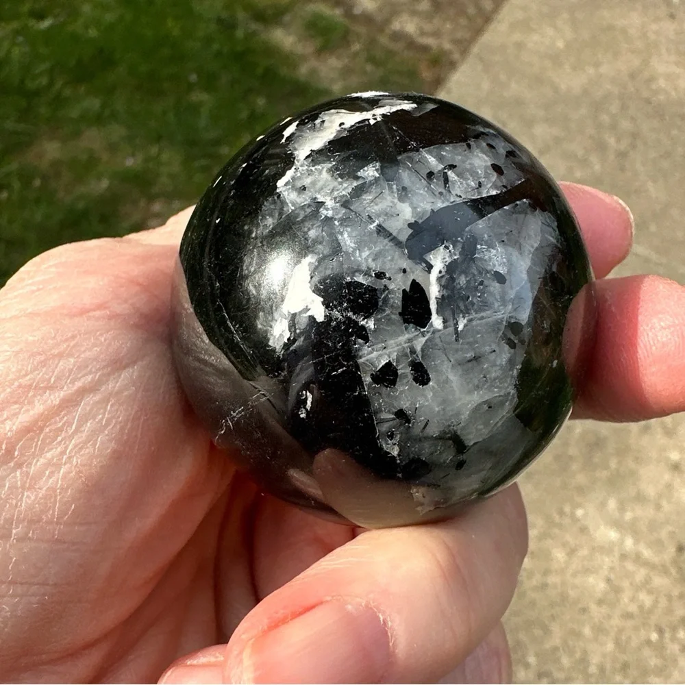 Genuine 975.00 Cts Rutile Quartz Healing Sphere
